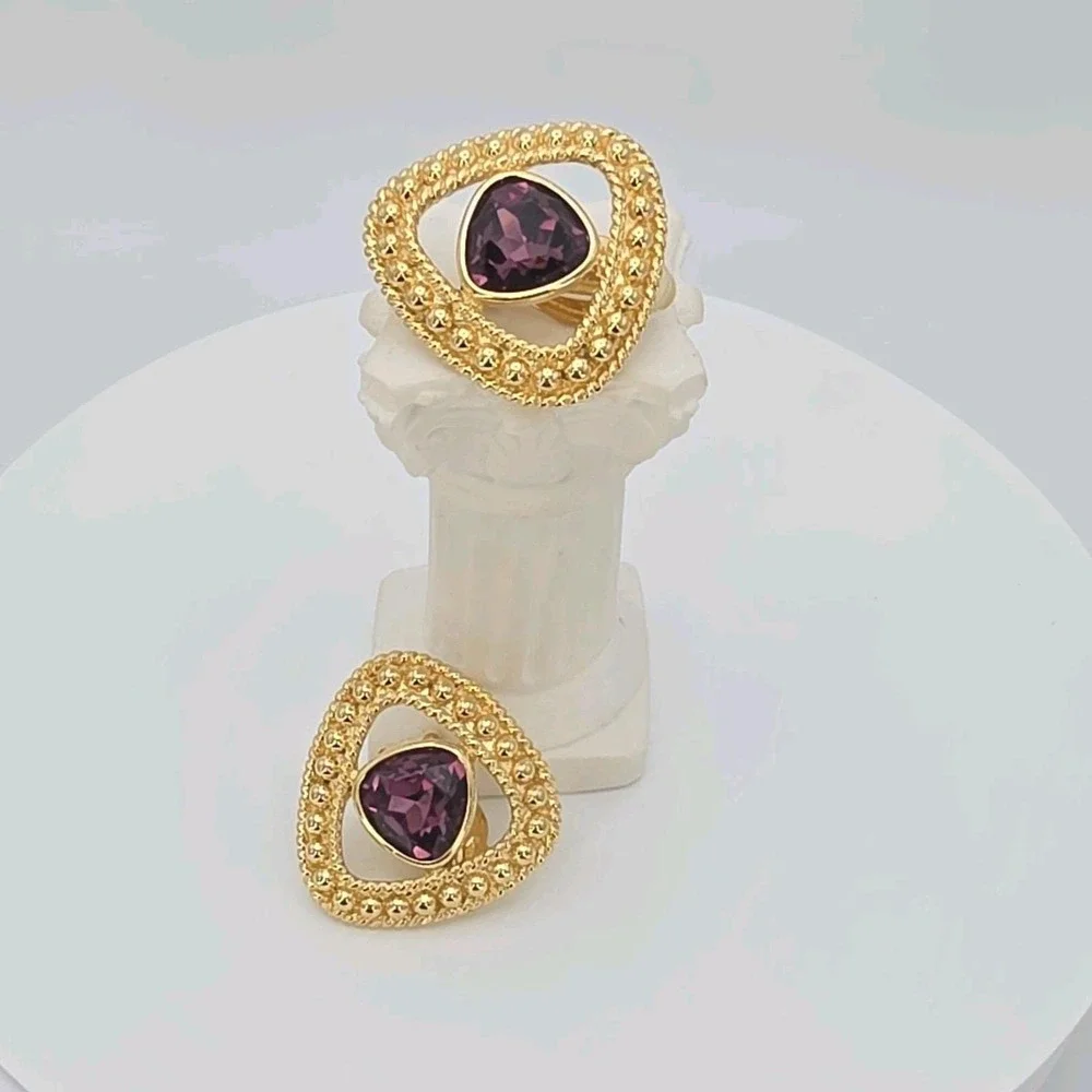 Vtg Signed SWAROVSKI Triangular Earrings Clip-On Amethyst Crystal 18k Gold Plate - Picture 3 of 14